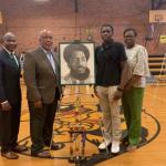 Congressman Bennie Thompson with 1st place art competition