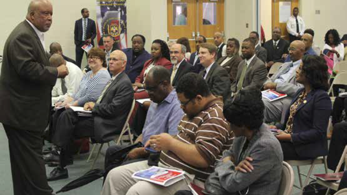 Congressman Bennie Thompson speaking to audience